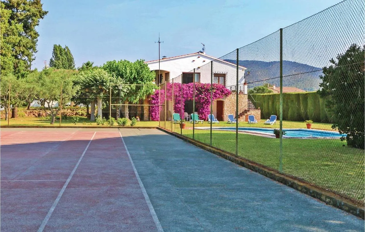 Cozy Home In Calonge With Kitchen Casa de Férias